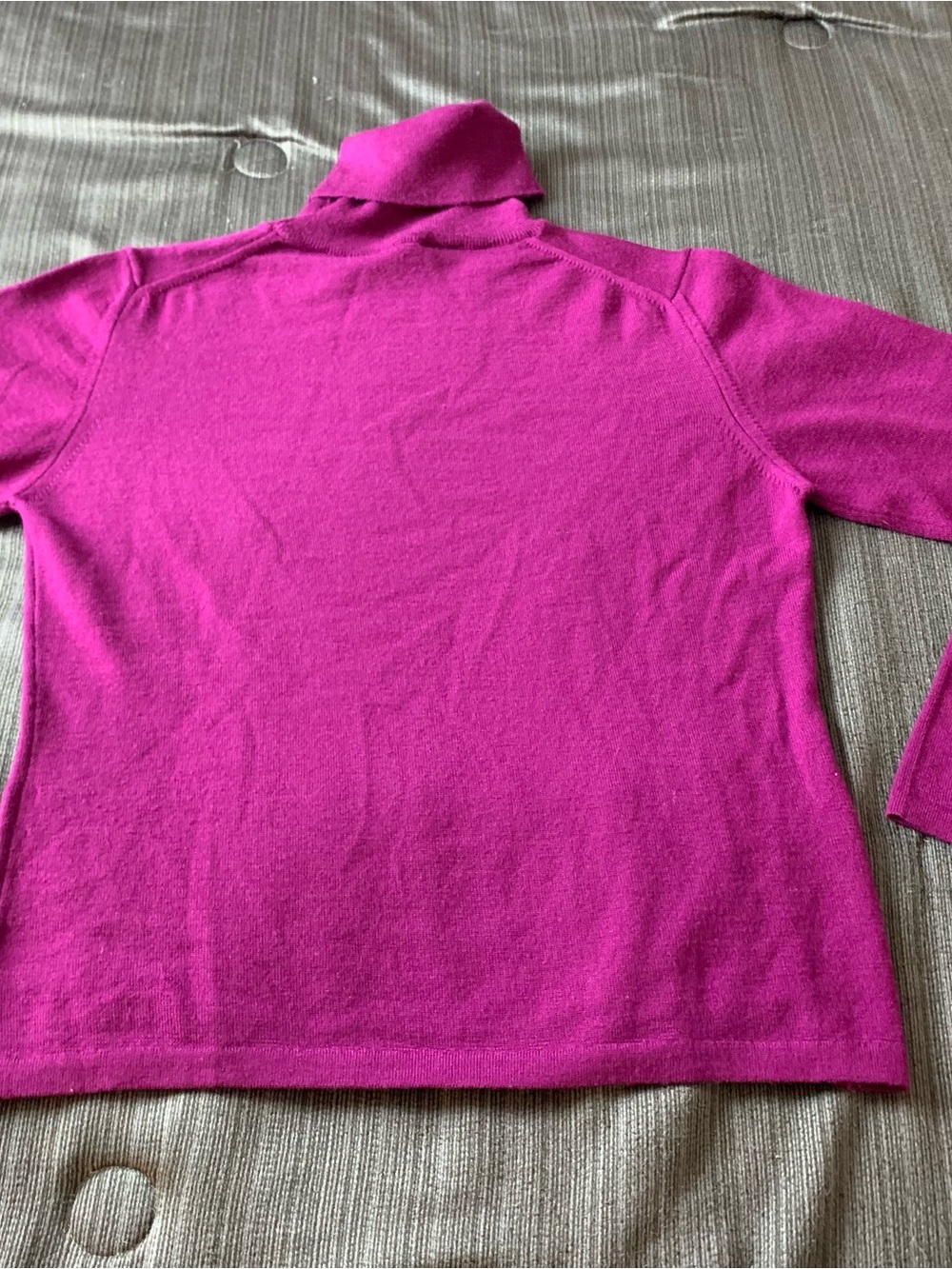 Burberry Merino Wool Turtleneck Sweater Fuchsia Purple Large - Picture 3 of 12